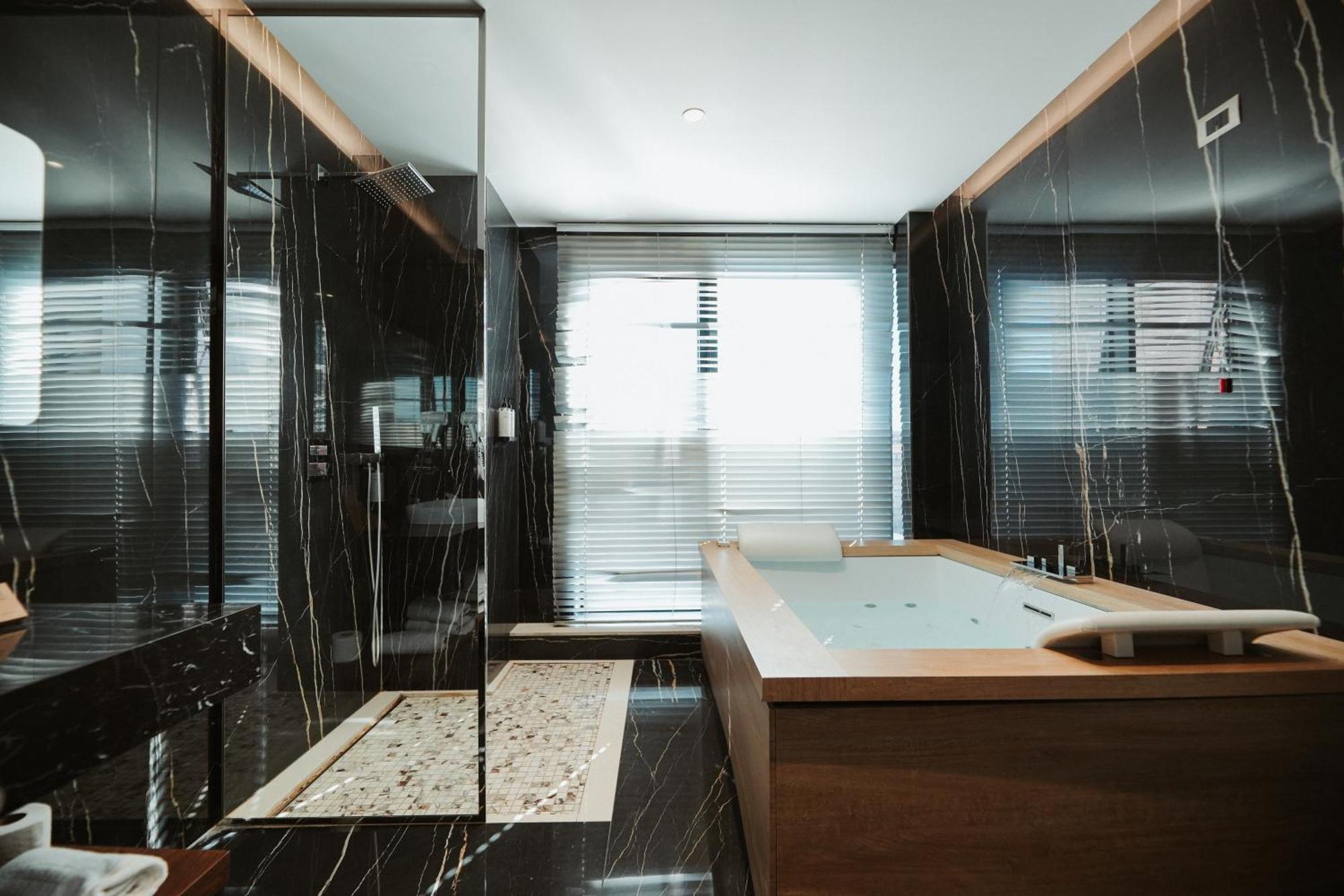 Marinaj Hotel & Spa Tiranë Eksteriør bilde